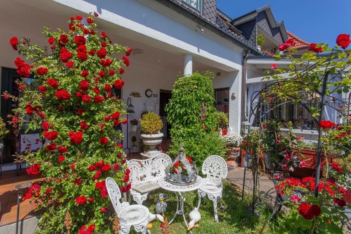 cafesahne u Pension Dranske Bagian luar foto