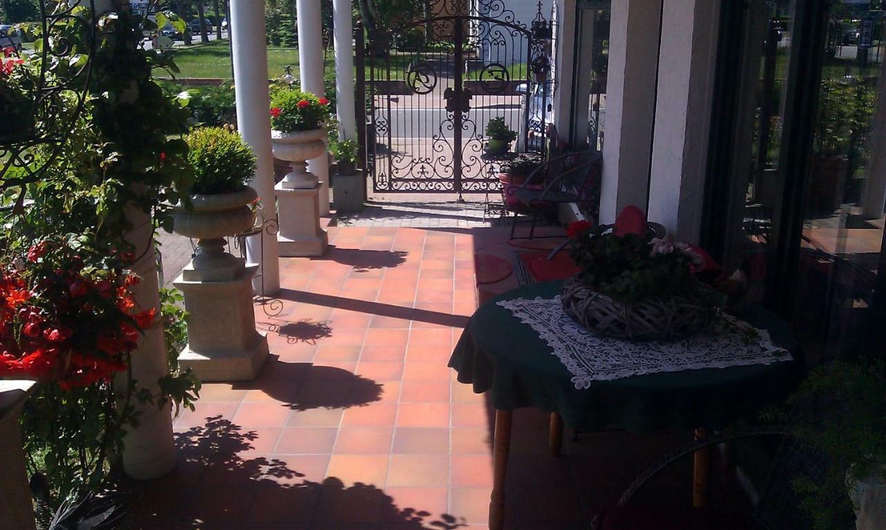 cafesahne u Pension Dranske Bagian luar foto